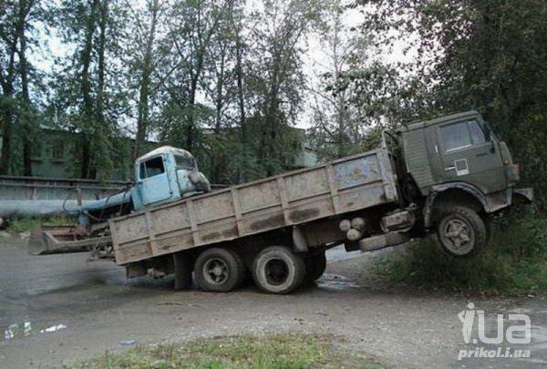 833144